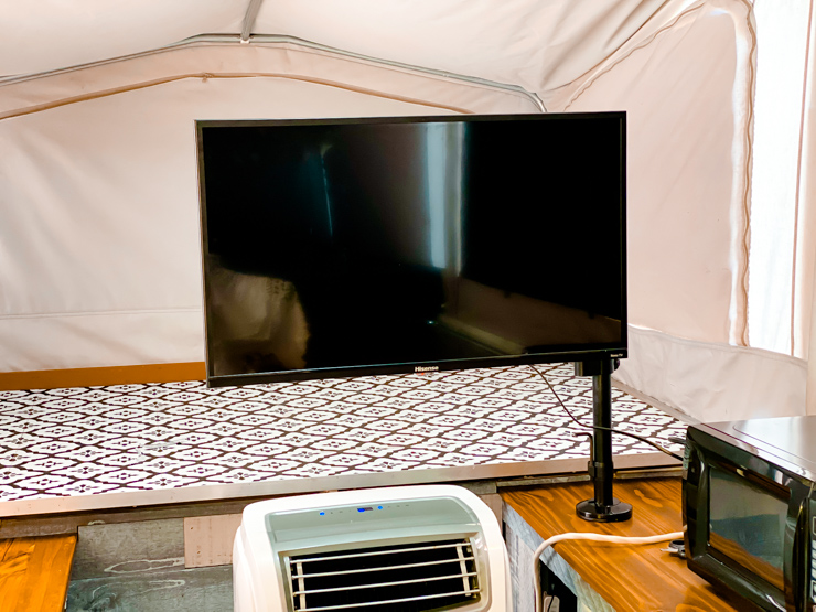 pop up camper tv front