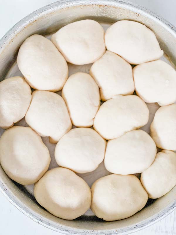 Grands biscuit dough rolled