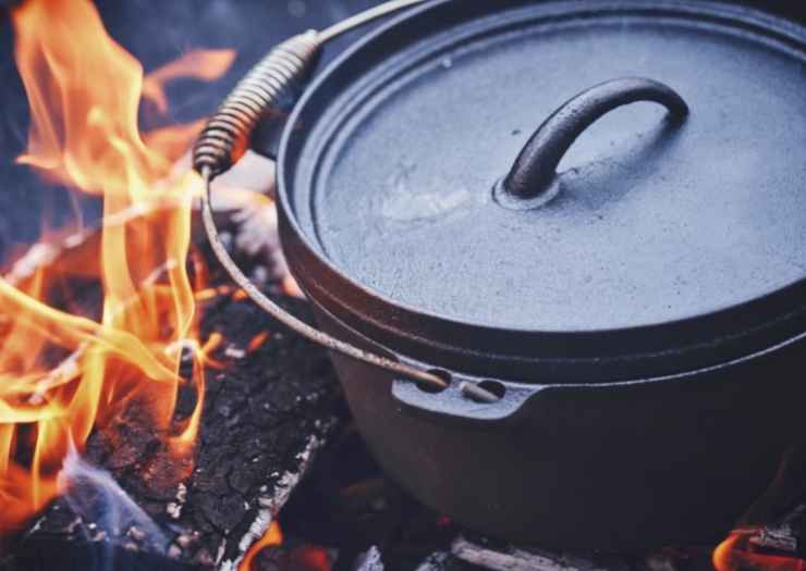 Lodge best dutch oven for bread 3