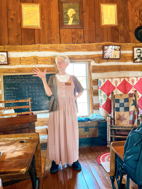 Pioneer teacher Silver Dollar City