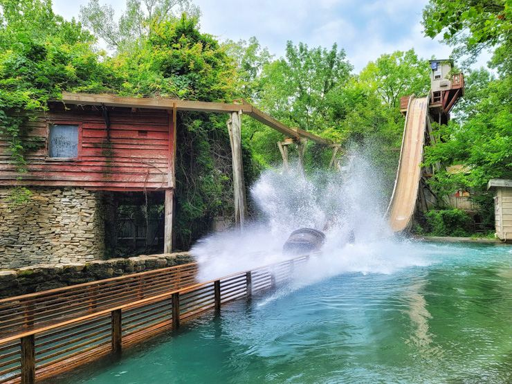 Big Skillet Cooking  Silver dollar city, Fun places to go, Branson missouri