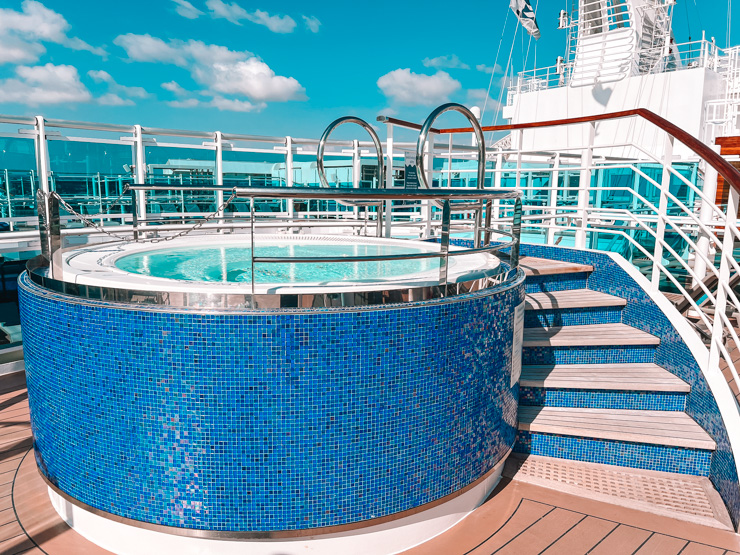 discovery princess hot tub