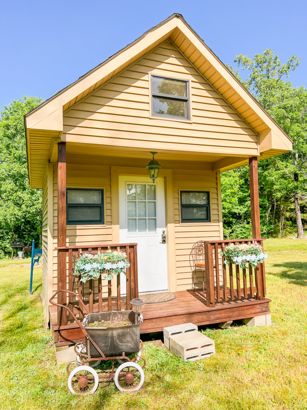 Tiny house row