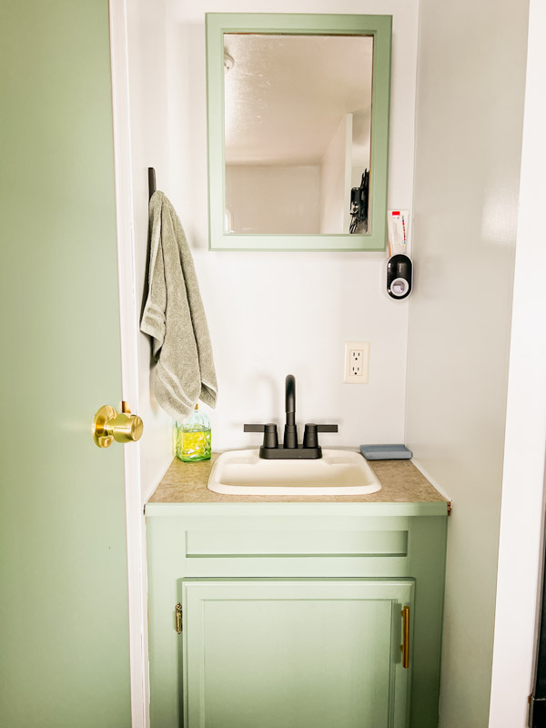 Travel Trailer Bathroom