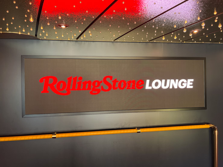 Oosterdam RollingStone Lounge - Oosterdam Cruise Reviews