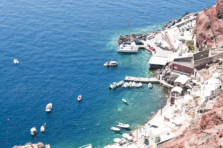 Santorini cruise port