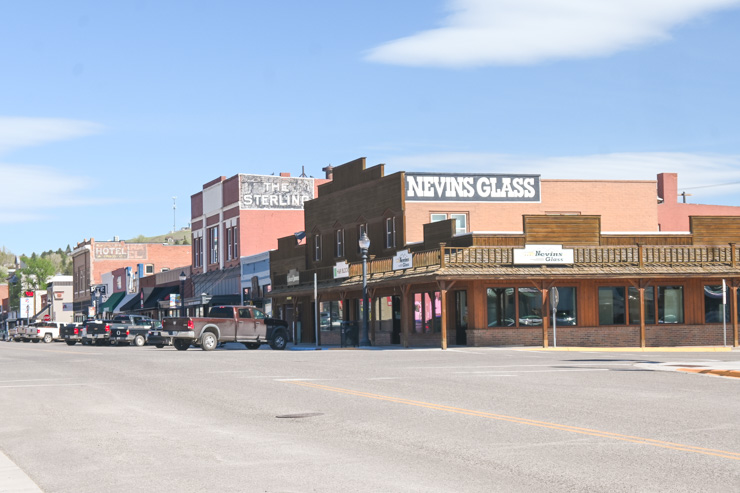 Livingston Montana to Yellowstone National Park