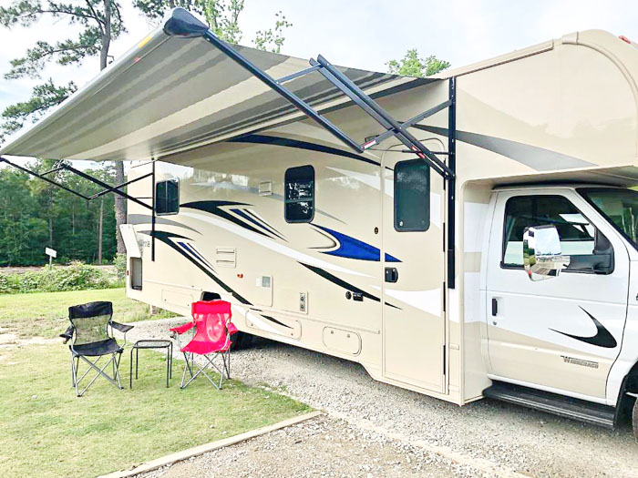 Minnie Winnie RV