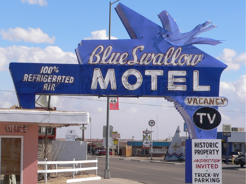 Blue Swallow Motel