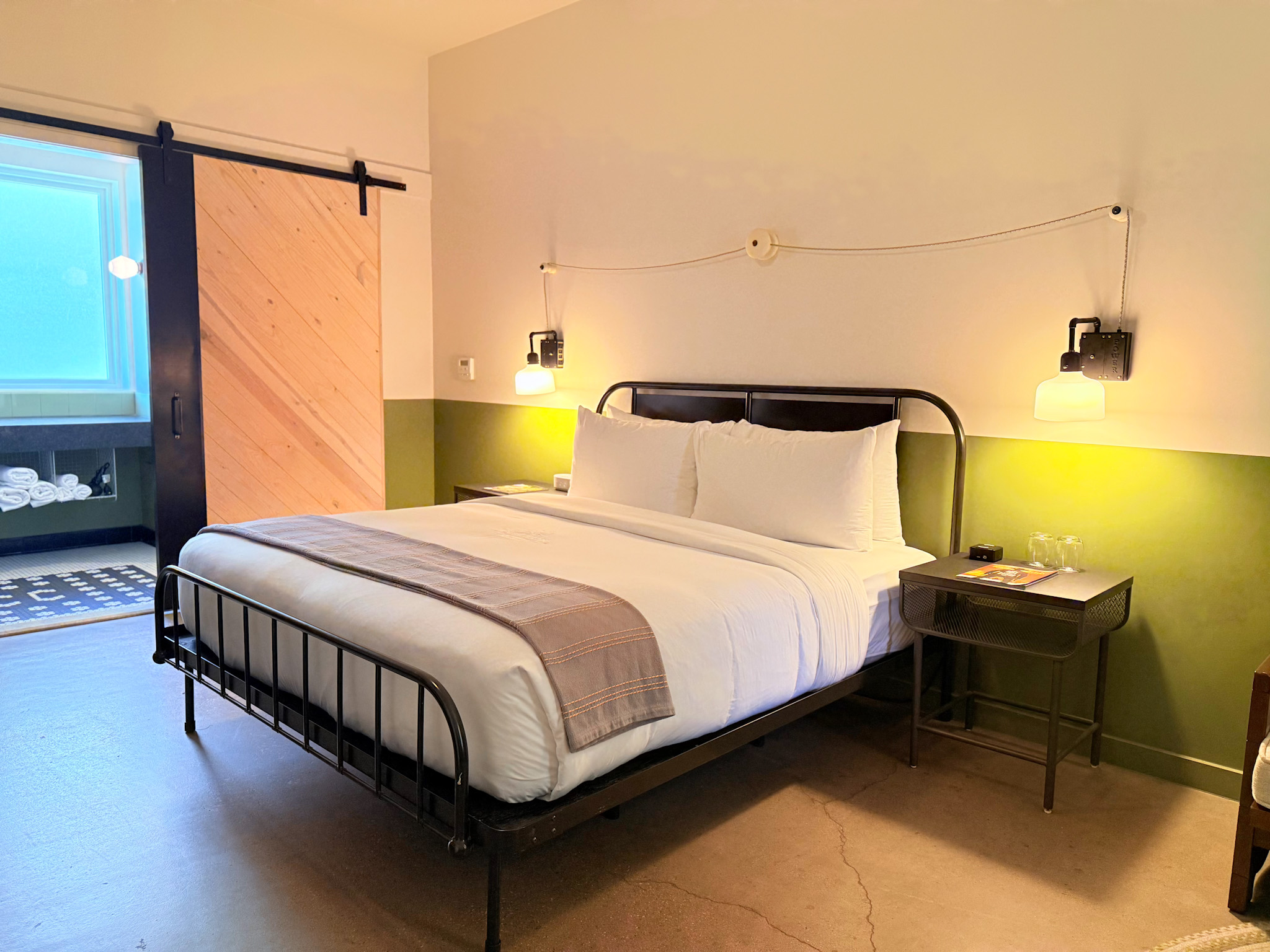 Lubbock Cotton Court Hotel Room Bed