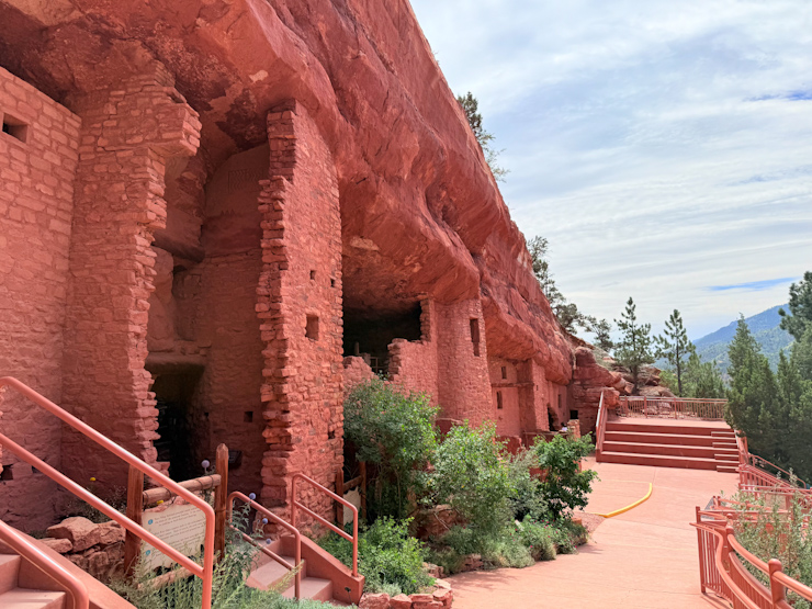Manitou Cliff Dwellings