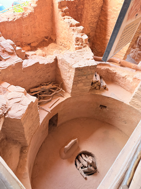 Pueblo dwelling museum