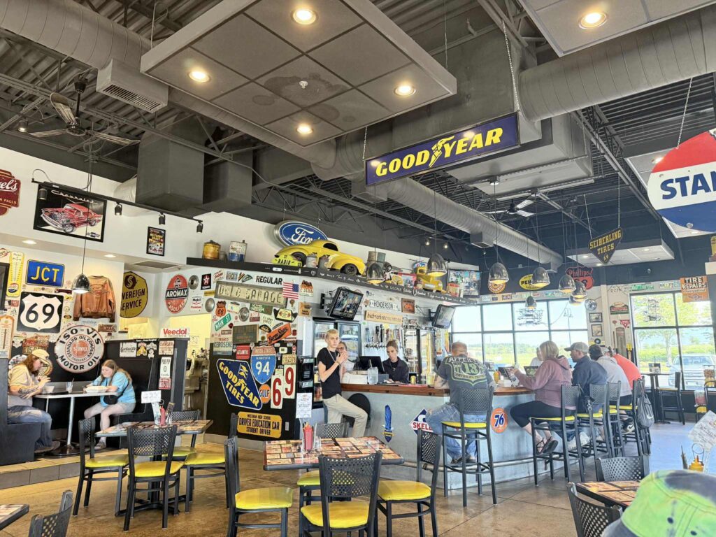 Fat Willy's