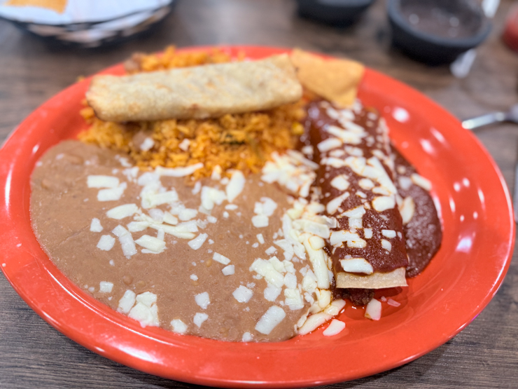 Los Arcos Kitchen and Cantina Rochester-1