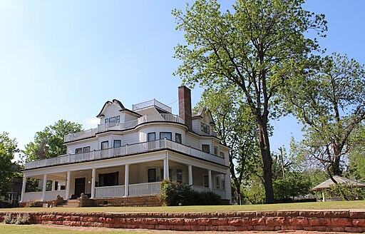 Stone Lion Inn Guthrie  Haunted Places in Oklahoma