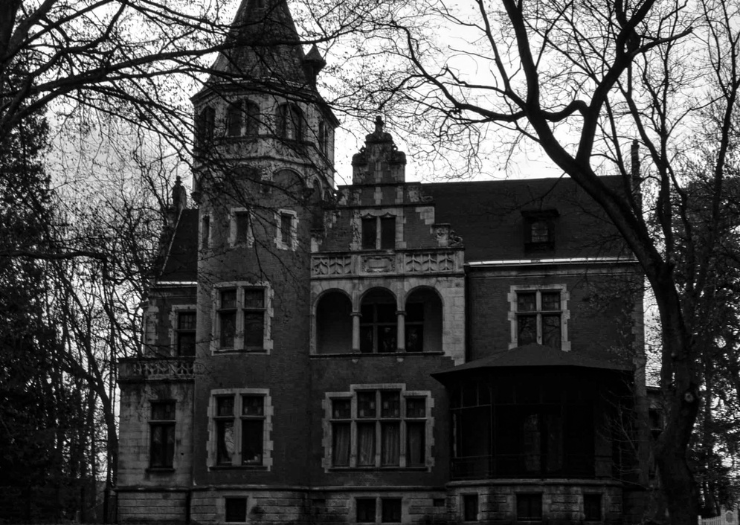 haunted hotels in America