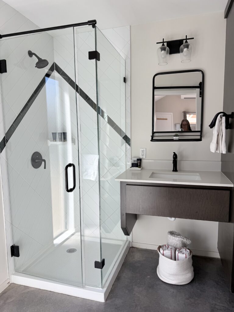 Bathroom in our cabin at Lucky Arrow Resort