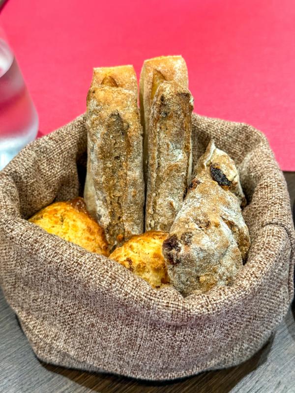 MSC Fantasia Butcher's Cut Steakfouse Bread basket