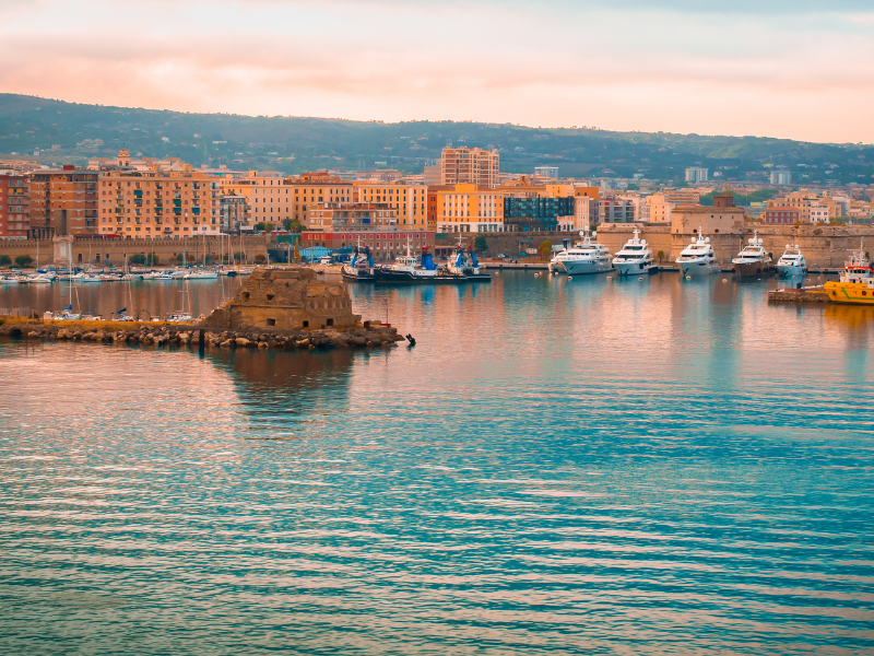 Citivecchia Port