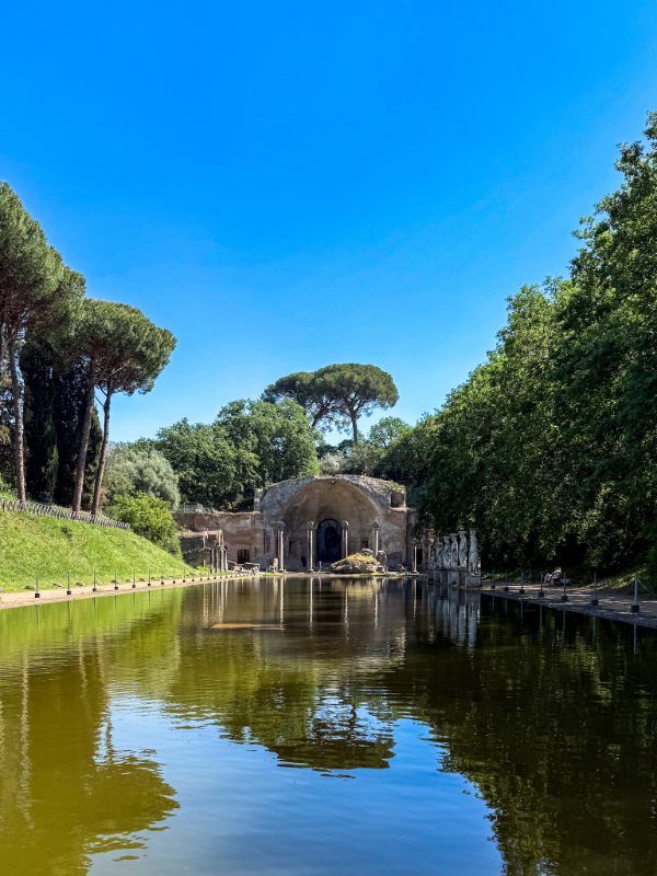 Villa Adriana Canopus Area x