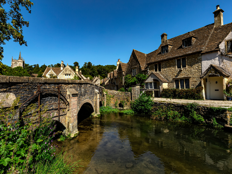 By Brook inCastle Combe
