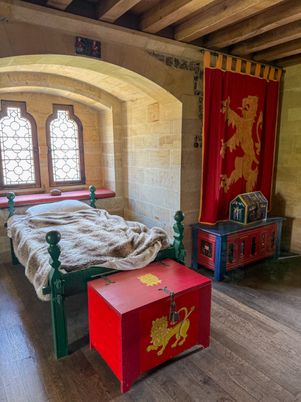Casstle bedroom