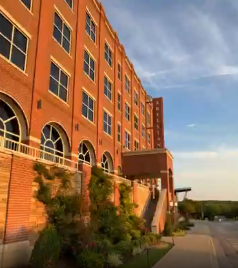 Artesian Hotel