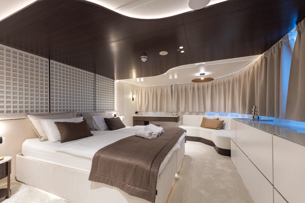 Travel Roundups-Cabin on Aretis