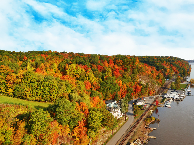 Hudson Valley in Autumn Fall Foliage Trips